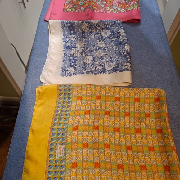 Liberty Vintage Silk Squares-4 - Picture 1 of 7